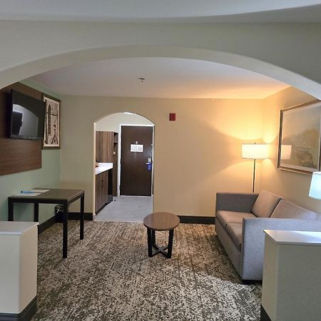 Best Western Casa Villa Suites Harlingen Exterior photo