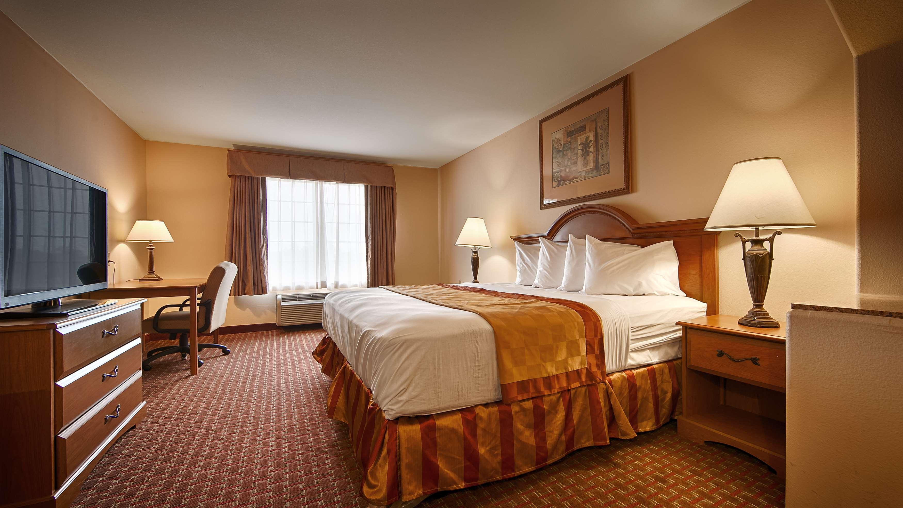 Best Western Casa Villa Suites Harlingen Exterior photo
